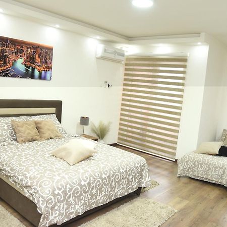 Apartmani Sofronic Loznica 2 Εξωτερικό φωτογραφία