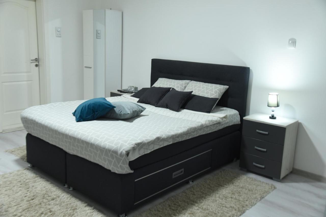 Apartmani Sofronic Loznica 2 Εξωτερικό φωτογραφία