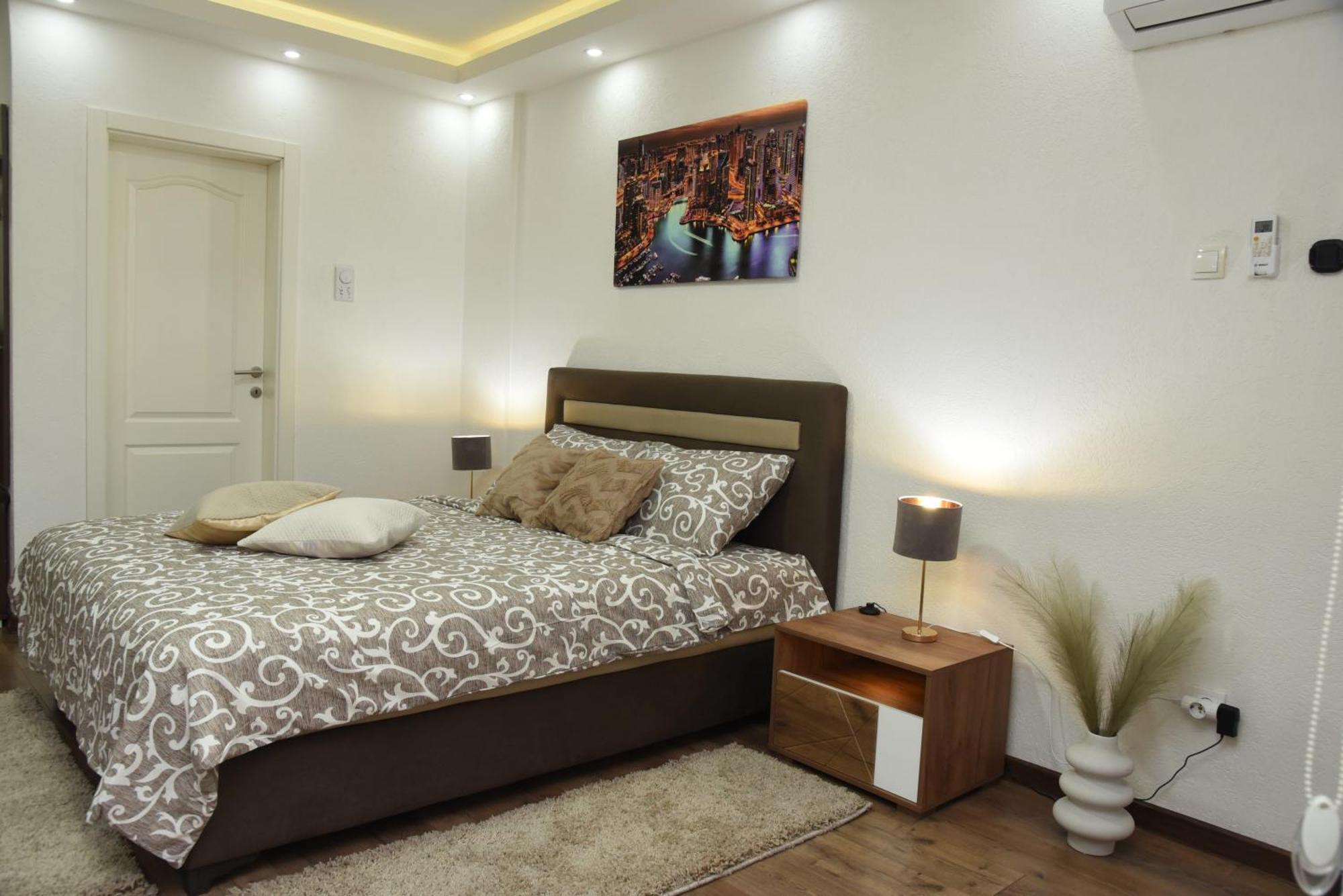 Apartmani Sofronic Loznica 2 Εξωτερικό φωτογραφία